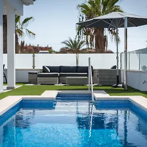 Luxurious 5* - 300m2 - Private Heated Pool - Garage - Wifi Palm-mar